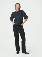 Indlæs billede til gallerivisning NEO NOIR Lotte C Poplin Shirt Navy
