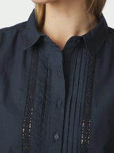 Indlæs billede til gallerivisning NEO NOIR Lotte C Poplin Shirt Navy
