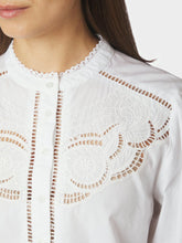 Indlæs billede til gallerivisning NEO NOIR Aneliah Poplin Emb Blouse Hvid
