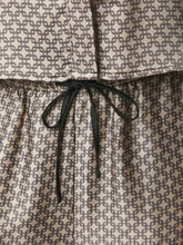 Indlæs billede til gallerivisning NEO NOIR Sora Pattern Pants Beige
