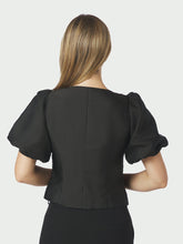Indlæs billede til gallerivisning NEO NOIR Anela Mandarin Dull Satin Blouse Sort
