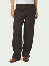 Indlæs billede til gallerivisning NEO NOIR Isotta Structure Tie Pants Dark Brown
