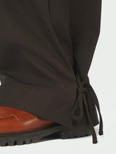 Indlæs billede til gallerivisning NEO NOIR Isotta Structure Tie Pants Dark Brown
