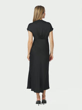 Indlæs billede til gallerivisning NEO NOIR Clarita Drapy Sateen Dress Sort
