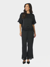 Indlæs billede til gallerivisning NEO NOIR Emery Heavy Sateen Lace Pants Black
