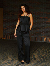 Indlæs billede til gallerivisning NEO NOIR Emery Heavy Sateen Lace Pants Black
