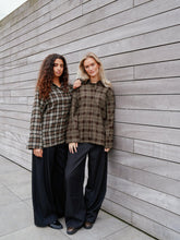 Indlæs billede til gallerivisning NEO NOIR Dita Flannel Check Shirt Brown
