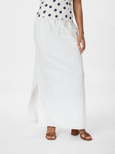 Indlæs billede til gallerivisning NEO NOIR Noa Linen Skirt White
