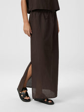 Indlæs billede til gallerivisning NEO NOIR Noa Linen Skirt Dark Brown
