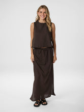 Indlæs billede til gallerivisning NEO NOIR Noa Linen Skirt Dark Brown

