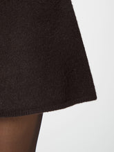 Indlæs billede til gallerivisning NEO NOIR Gisa Knit Skirt Dark Brown
