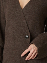 Indlæs billede til gallerivisning NEO NOIR Marie Louise Knit Cardigan Brown
