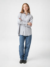 Indlæs billede til gallerivisning NEO NOIR Dalma Stone Shirt Light Grey
