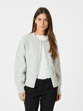 Indlæs billede til gallerivisning NEO NOIR Lilly Pearl Knit Cardigan Light Grey Melange
