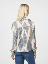 Indlæs billede til gallerivisning NEO NOIR Rosslyn Paisley Drop Blouse Creme
