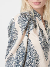 Indlæs billede til gallerivisning NEO NOIR Rosslyn Paisley Drop Blouse Creme

