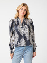 Indlæs billede til gallerivisning NEO NOIR Rosslyn Paisley Drop Blouse Navy
