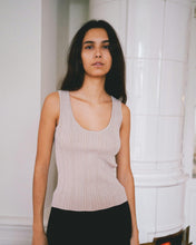 Indlæs billede til gallerivisning NEO NOIR Ollie Knit top Sand
