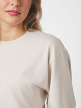 Indlæs billede til gallerivisning NEO NOIR Asha Boxy Tee Ivory
