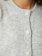 Indlæs billede til gallerivisning NEO NOIR Trudy Deco Knit Cardigan Light Grey
