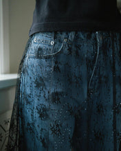 Indlæs billede til gallerivisning NEO NOIR Loret Lace Sequins Skirt Black
