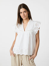 Indlæs billede til gallerivisning NEO NOIR Kyoti Embroidery Top White
