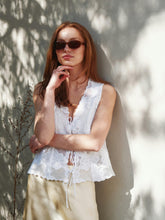 Indlæs billede til gallerivisning NEO NOIR Alboa Embroidery Top Off White
