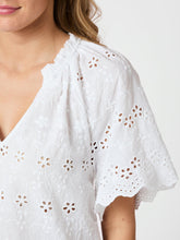 Indlæs billede til gallerivisning NEO NOIR Odet Embroidery Blouse Hvid
