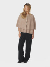 Indlæs billede til gallerivisning NEO NOIR Josei Double Knit Cape Beige Melange
