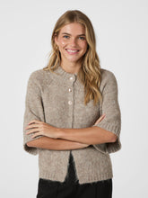 Indlæs billede til gallerivisning NEO NOIR Benuta Fluffy Knit Cardigan Beige Melange
