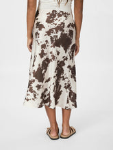 Indlæs billede til gallerivisning NEO NOIR Viso Cow Print Skirt Brown
