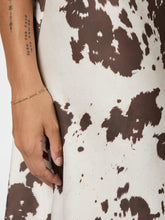 Indlæs billede til gallerivisning NEO NOIR Viso Cow Print Skirt Brown
