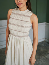 Indlæs billede til gallerivisning NEO NOIR Atika Deco Smock Dress Ivory
