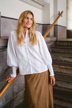 Indlæs billede til gallerivisning NEO NOIR Wenna Ebroidery Blouse White
