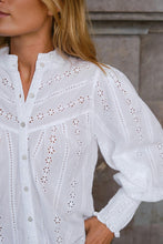 Indlæs billede til gallerivisning NEO NOIR Wenna Ebroidery Blouse White
