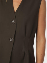 Indlæs billede til gallerivisning NEO NOIR Finna Structure Vest Dark Brown
