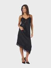Indlæs billede til gallerivisning NEO NOIR Fiora Lace Skirt Black
