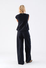 Indlæs billede til gallerivisning LOLLYS LAUNDRY Abbey Lee Vest Dark Navy
