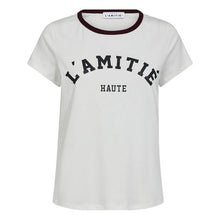 Indlæs billede til gallerivisning HAUTE L&#39;AMITIÉ Neckline Logo Tee Off-White
