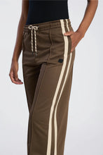 Indlæs billede til gallerivisning MUNTHE Boud Pant Brown
