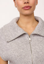 Indlæs billede til gallerivisning CO' COUTURE Row Zip Knit Vest Grey Melange
