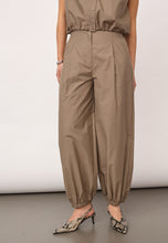 Indlæs billede til gallerivisning CO' COUTURE Ophelia Balloon Pant Mink
