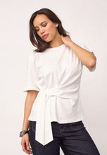 Indlæs billede til gallerivisning CO' COUTURE Oriane Pleat Tie Tee Hvid
