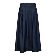Indlæs billede til gallerivisning CO&#39; COUTURE Anya Denim Pleat Skirt Dark Denim
