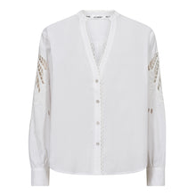 Indlæs billede til gallerivisning CO&#39; COUTURE Kellise Lace Cut V-Shirt White
