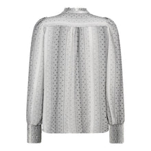 Indlæs billede til gallerivisning CO&#39; COUTURE Olly V-Shirt Off White
