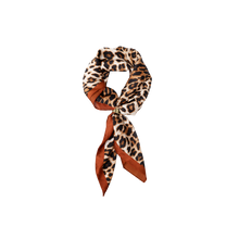 Indlæs billede til gallerivisning BLACK COLOUR Bcnira Mini Scarf Leo W. Golden Ring
