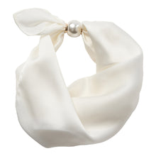 Indlæs billede til gallerivisning CO&#39; COUTURE Pearl Scarf Off White
