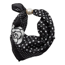 Indlæs billede til gallerivisning CO&#39; COUTURE Pearl Scarf Black Dot
