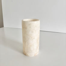 Indlæs billede til gallerivisning MANIPURA 42463 Alabast Lysestage H20
